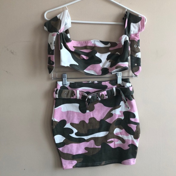 Urban Planet Matching Set - Picture 1 of 3